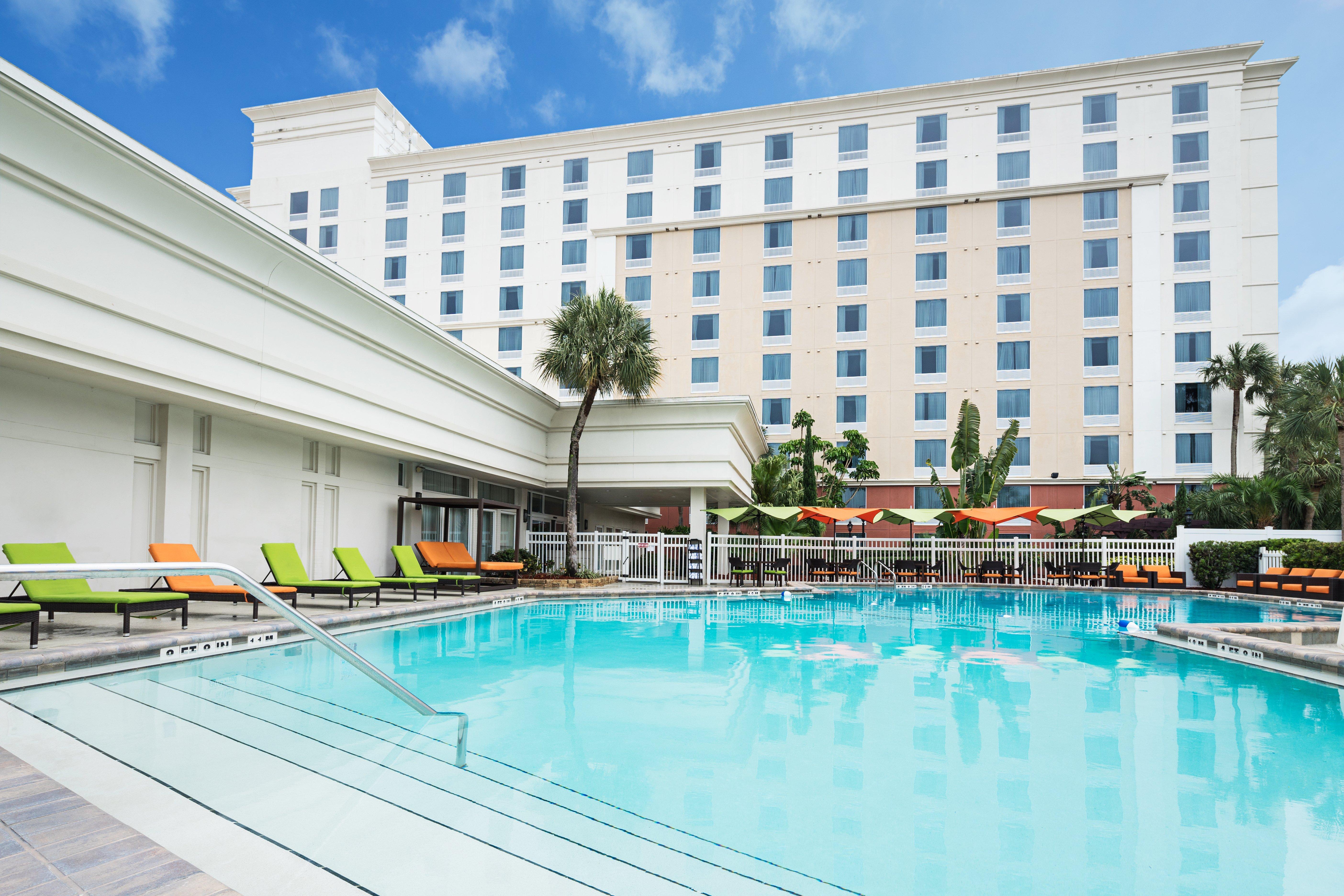 Holiday Inn & Suites Across From Universal Orlando By Ihg Zewnętrze zdjęcie